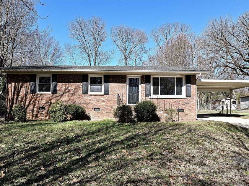 1961 Franklin Street, Rock Hill, SC 29732.  MLS# CAR4224474, YatesRealty ID 16181. 