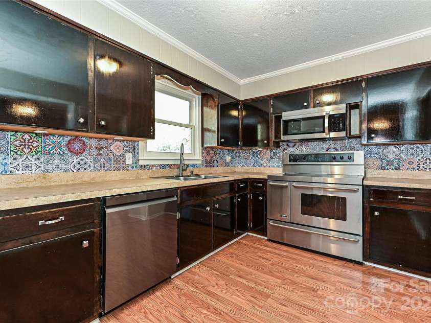 1961 Franklin Street, Rock Hill, SC 29732.  MLS# CAR4224474, YatesRealty ID 16181. 