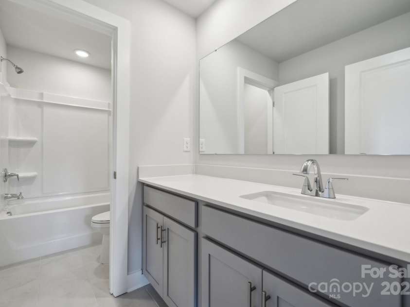 9948 Manor Vista Trail, Kannapolis, NC 28027.  MLS# CAR4255762, YatesRealty ID 16182. 