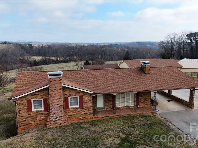 3556 White Plains Road, Roaring River, NC 28669.  MLS# CAR4364214, YatesRealty ID 16183. 