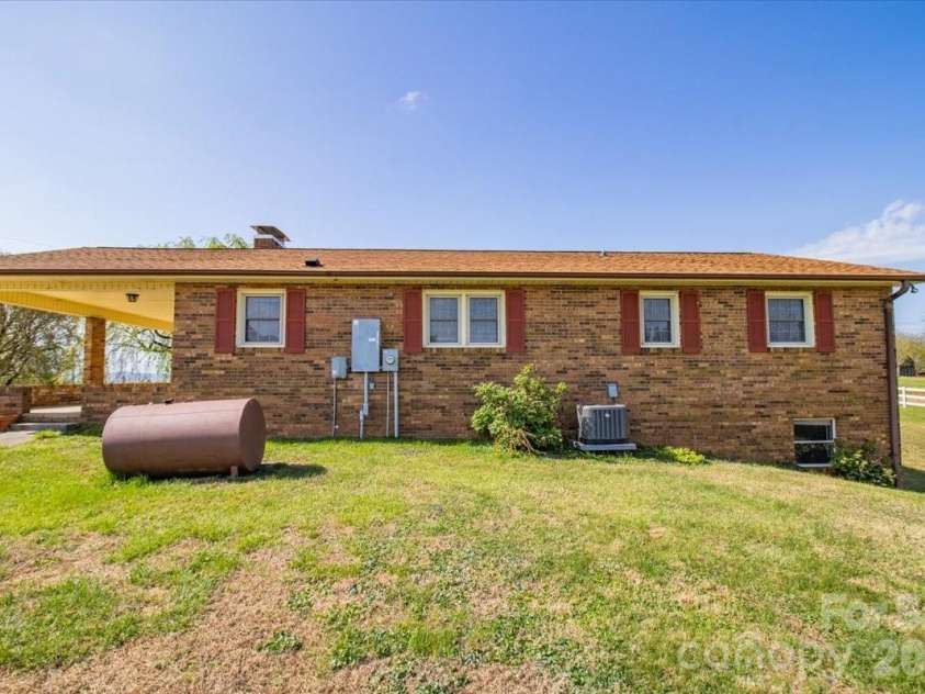 3556 White Plains Road, Roaring River, NC 28669.  MLS# CAR4364214, YatesRealty ID 16183. 
