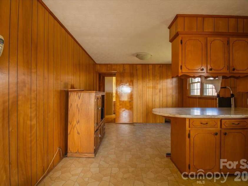 3556 White Plains Road, Roaring River, NC 28669.  MLS# CAR4364214, YatesRealty ID 16183. 