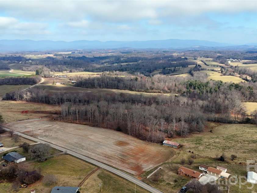 3556 White Plains Road, Roaring River, NC 28669.  MLS# CAR4364214, YatesRealty ID 16183. 