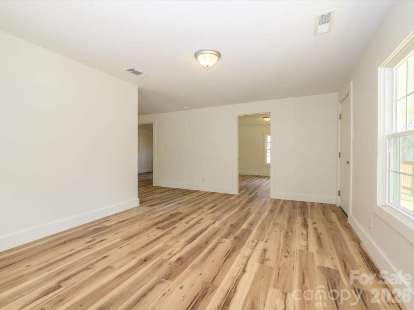 156 Hartsell School Road, Concord, NC 28027.  MLS# CAR4355069, YatesRealty ID 16184. 