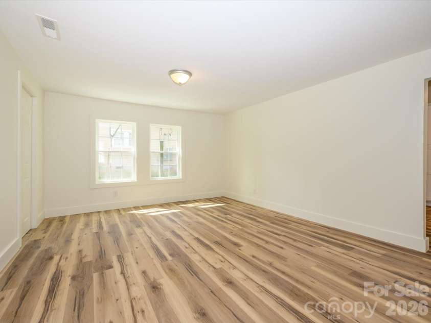 156 Hartsell School Road, Concord, NC 28027.  MLS# CAR4355069, YatesRealty ID 16184. 