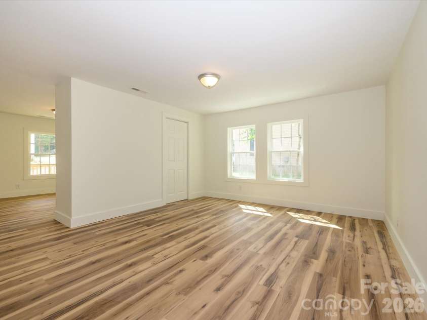156 Hartsell School Road, Concord, NC 28027.  MLS# CAR4355069, YatesRealty ID 16184. 