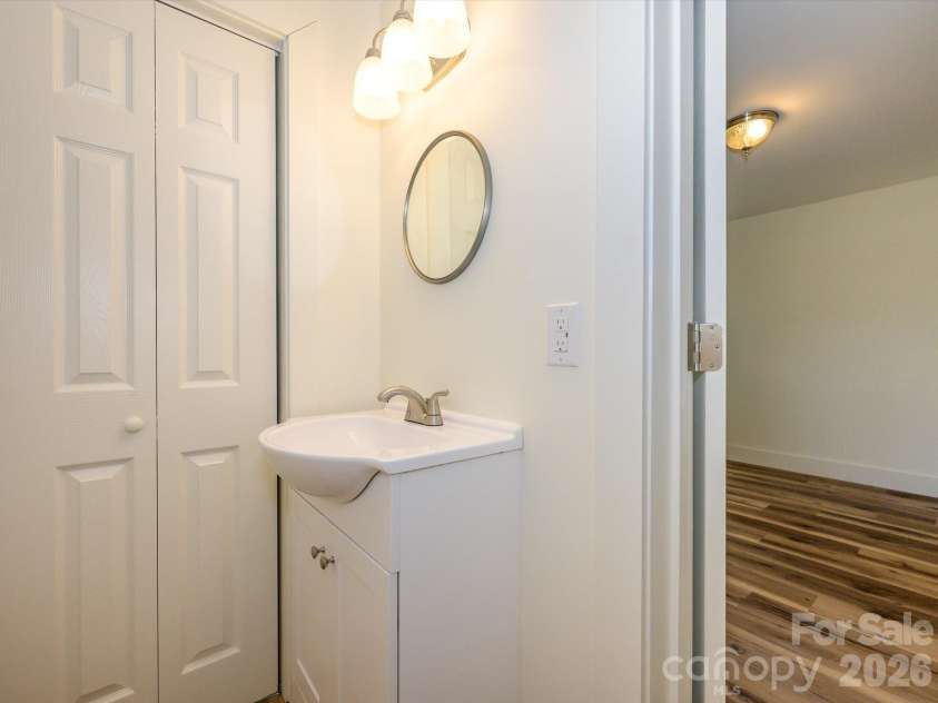 156 Hartsell School Road, Concord, NC 28027.  MLS# CAR4355069, YatesRealty ID 16184. 