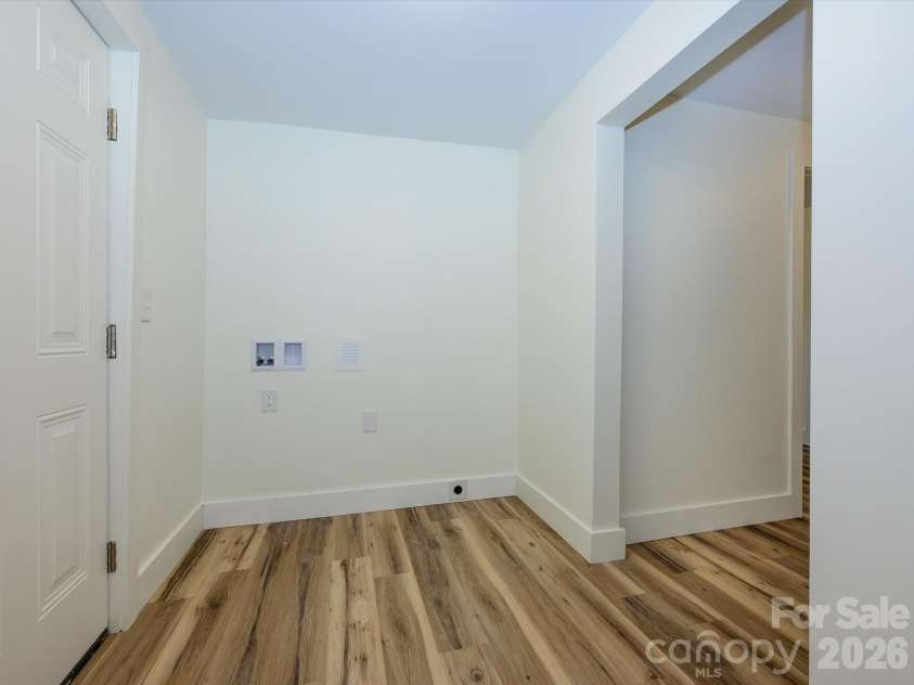 156 Hartsell School Road, Concord, NC 28027.  MLS# CAR4355069, YatesRealty ID 16184. 