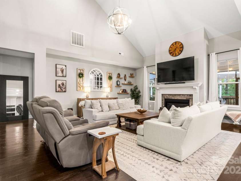 4189 Island Fox Lane, Denver, NC 28037.  MLS# CAR4264519, YatesRealty ID 16184. Great Room