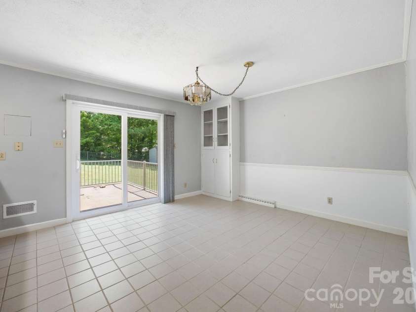 110 Tall Pine Circle, Salisbury, NC 28147.  MLS# CAR4373879, YatesRealty ID 16185. Dining Room