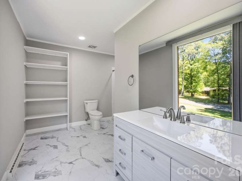 110 Tall Pine Circle, Salisbury, NC 28147.  MLS# CAR4373879, YatesRealty ID 16185. Primary Bathroom