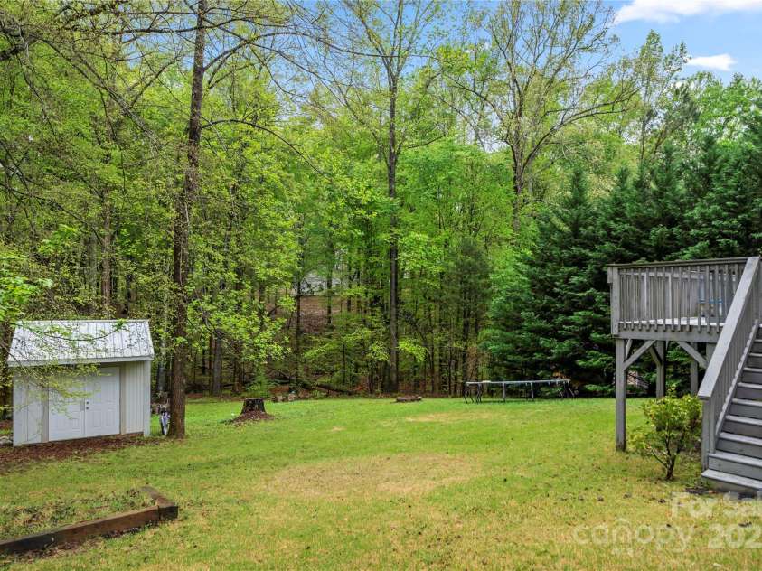 2717 Stockwood Drive, Gastonia, NC 28056.  MLS# CAR4240559, YatesRealty ID 16185. 