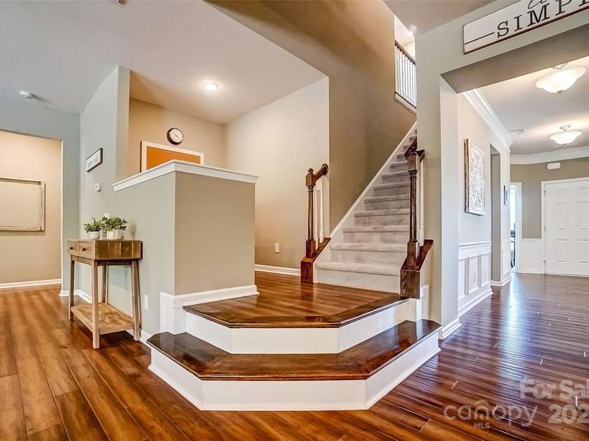 2056 Angel Oak Drive, Fort Mill, SC 29715.  MLS# CAR4229242, YatesRealty ID 16187. 