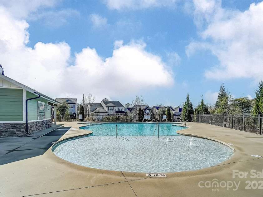 2056 Angel Oak Drive, Fort Mill, SC 29715.  MLS# CAR4229242, YatesRealty ID 16187. 