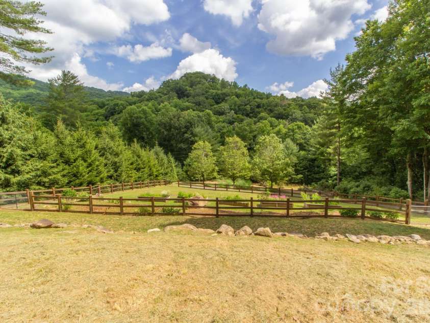 2811 Poplar Creek Road, Green Mountain, NC 28740.  MLS# CAR4370609, YatesRealty ID 16187. Front close mountain view