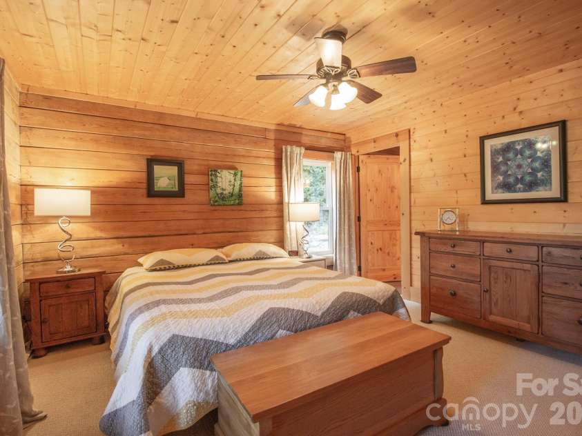 2811 Poplar Creek Road, Green Mountain, NC 28740.  MLS# CAR4370609, YatesRealty ID 16187. Primary bedroom