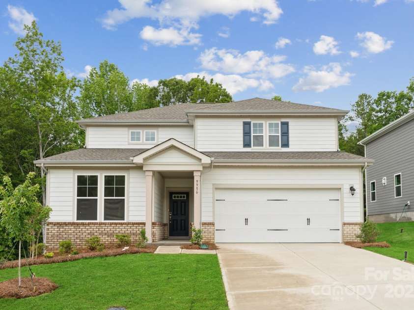 9956 Manor Vista Trail, Kannapolis, NC 28027.  MLS# CAR4256293, YatesRealty ID 16188. 
