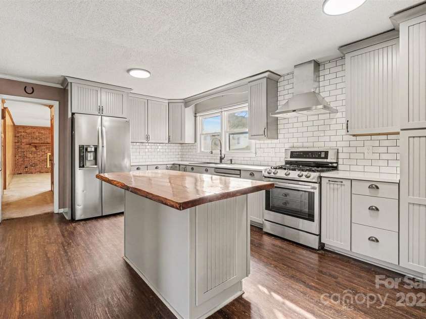 1691 Hands Mill Highway, Rock Hill, SC 29732.  MLS# CAR4318149, YatesRealty ID 1619. 