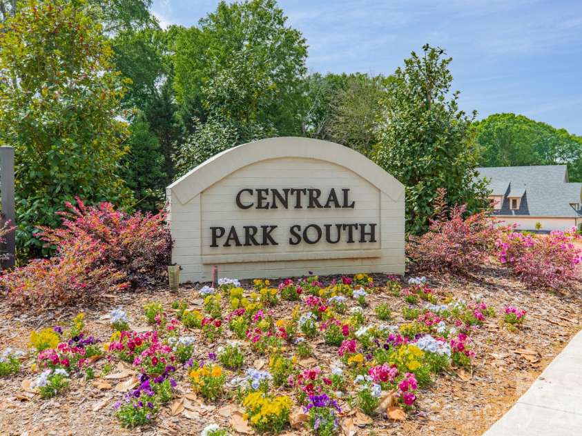 525 Winding Way, Belmont, NC 28012.  MLS# CAR4321956, YatesRealty ID 1619. Call today for more details!