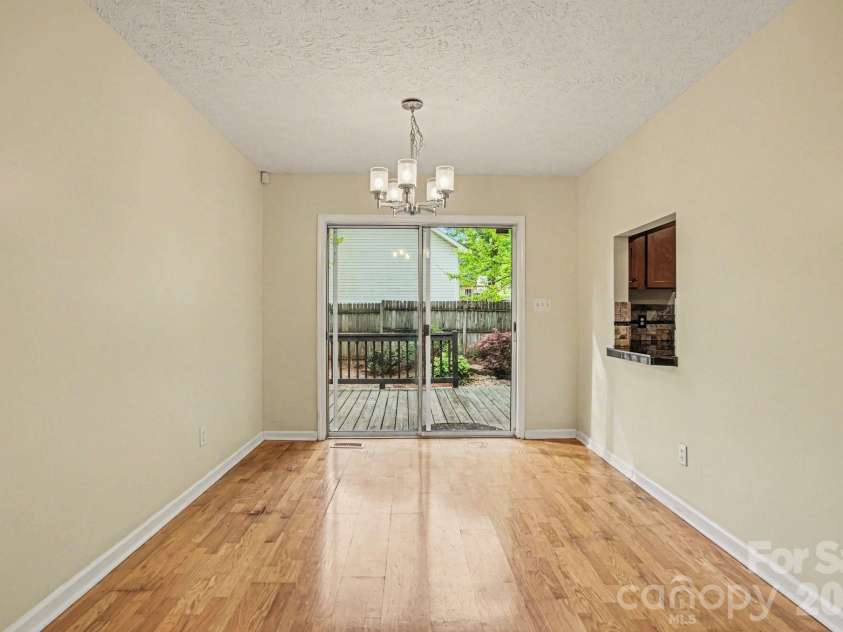 105 Chalice Court, Statesville, NC 28625.  MLS# CAR4366704, YatesRealty ID 16190. 