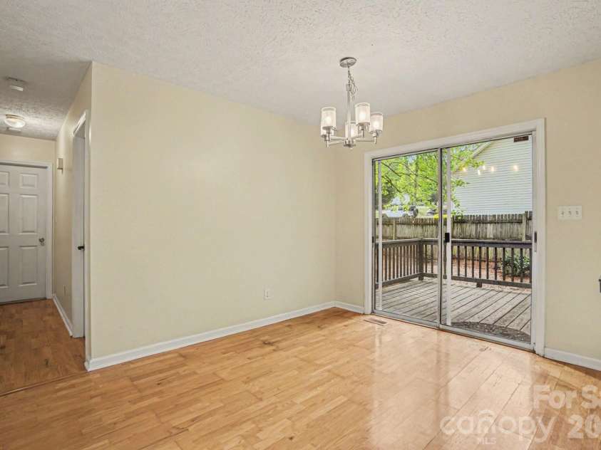 105 Chalice Court, Statesville, NC 28625.  MLS# CAR4366704, YatesRealty ID 16190. 