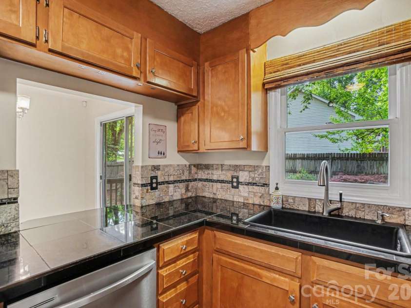 105 Chalice Court, Statesville, NC 28625.  MLS# CAR4366704, YatesRealty ID 16190. 