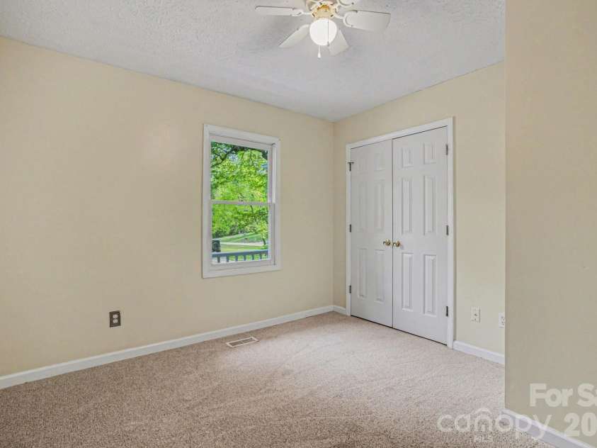 105 Chalice Court, Statesville, NC 28625.  MLS# CAR4366704, YatesRealty ID 16190. 
