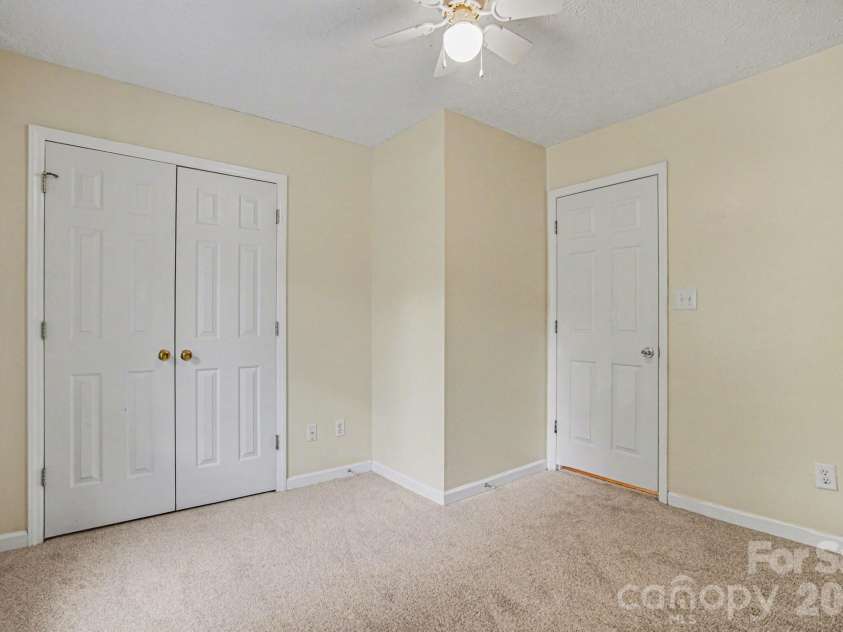 105 Chalice Court, Statesville, NC 28625.  MLS# CAR4366704, YatesRealty ID 16190. 