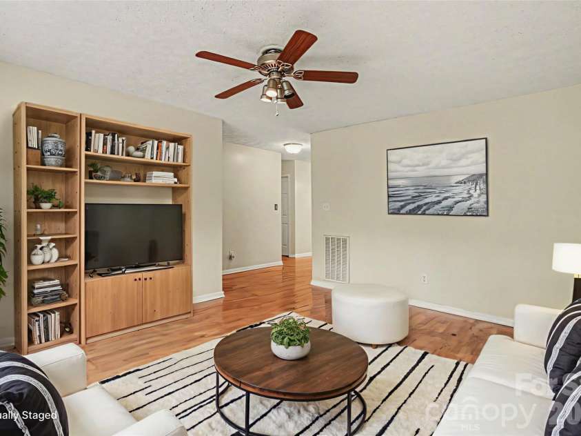 105 Chalice Court, Statesville, NC 28625.  MLS# CAR4366704, YatesRealty ID 16190. Virtually staged