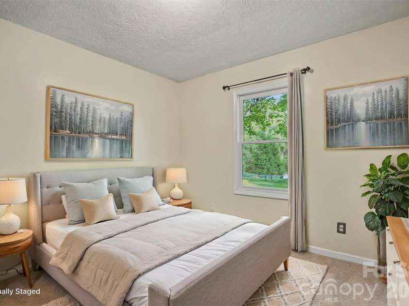 105 Chalice Court, Statesville, NC 28625.  MLS# CAR4366704, YatesRealty ID 16190. Virtually staged