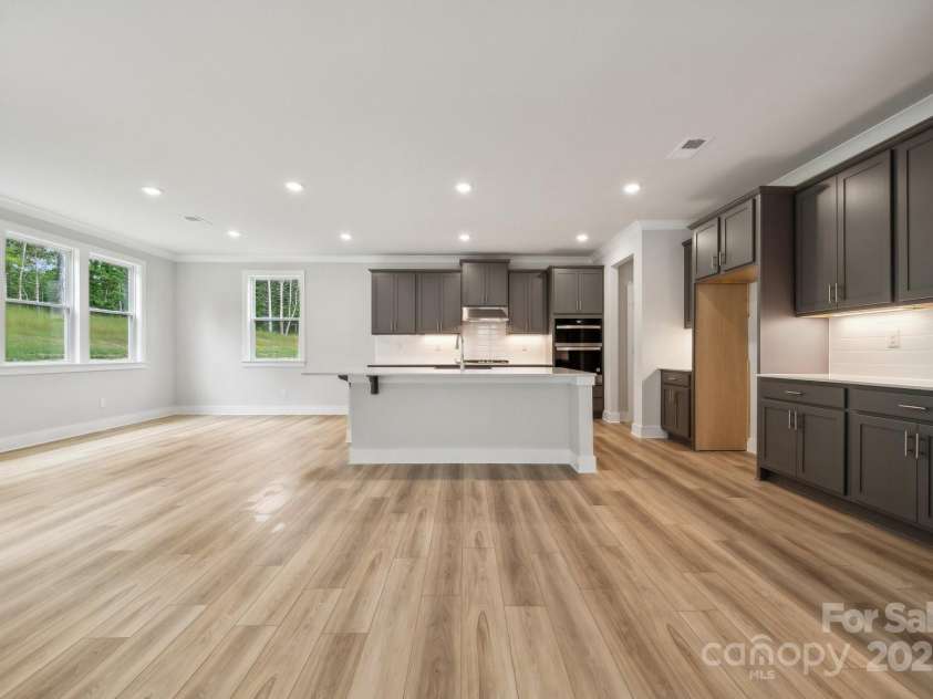 9940 Manor Vista Trail, Kannapolis, NC 28027.  MLS# CAR4234436, YatesRealty ID 16190. 