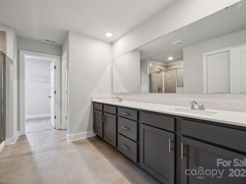 9940 Manor Vista Trail, Kannapolis, NC 28027.  MLS# CAR4234436, YatesRealty ID 16190. 