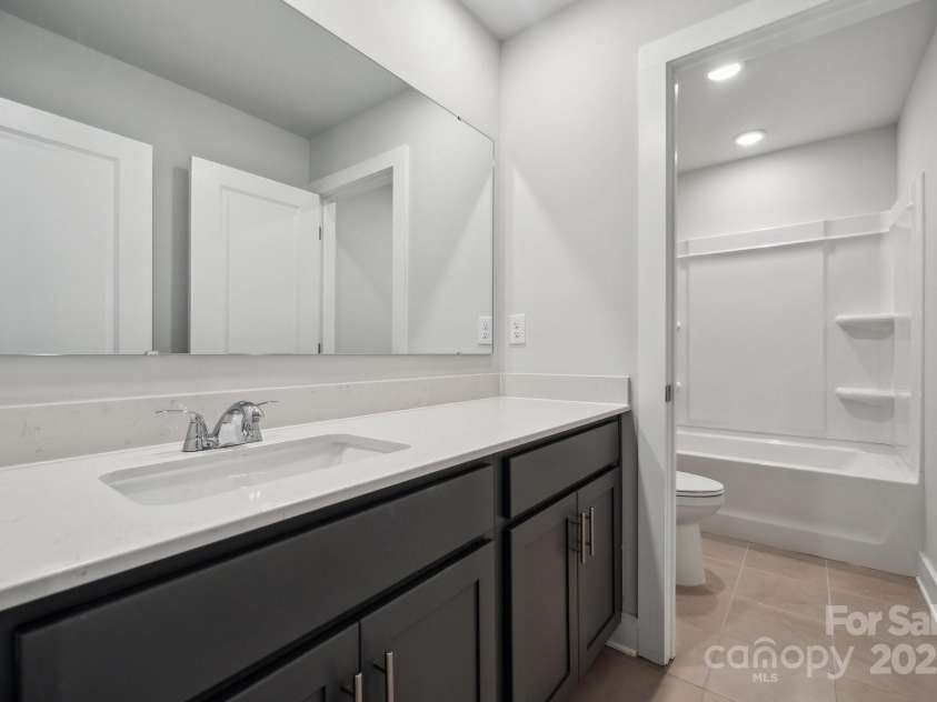 9940 Manor Vista Trail, Kannapolis, NC 28027.  MLS# CAR4234436, YatesRealty ID 16190. 