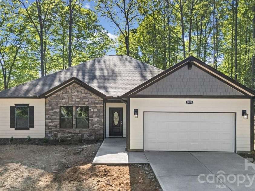 1028 Dewitt Road, Dallas, NC 28034.  MLS# CAR4371268, YatesRealty ID 16191. 