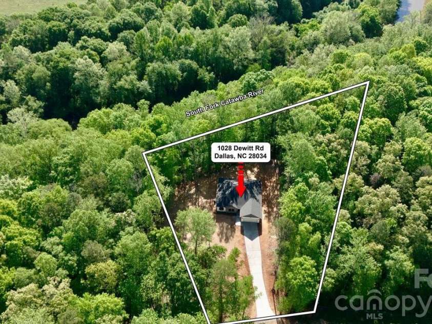 1028 Dewitt Road, Dallas, NC 28034.  MLS# CAR4371268, YatesRealty ID 16191. 