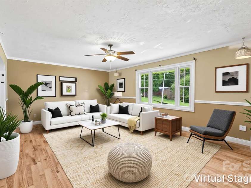 8417 Rolling Hills Avenue, Hickory, NC 28602.  MLS# CAR4394347, YatesRealty ID 16192. Virtually Staged