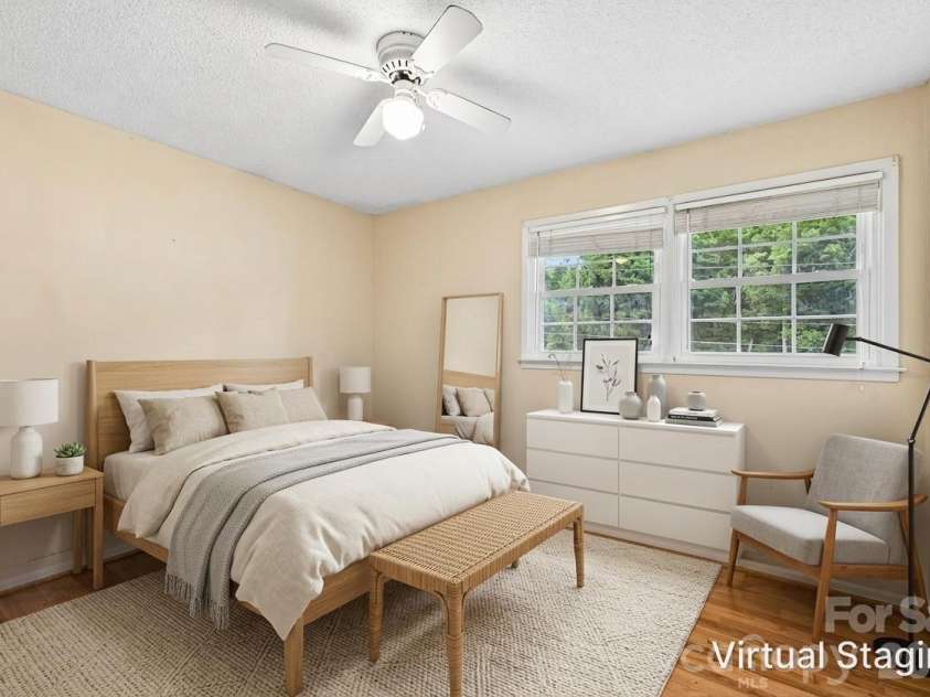 8417 Rolling Hills Avenue, Hickory, NC 28602.  MLS# CAR4394347, YatesRealty ID 16192. Virtually Staged