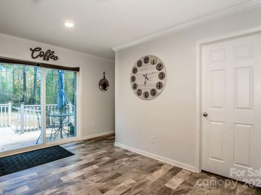 4901 Chapel Grove Road, Gastonia, NC 28052.  MLS# CAR4317195, YatesRealty ID 16193. 