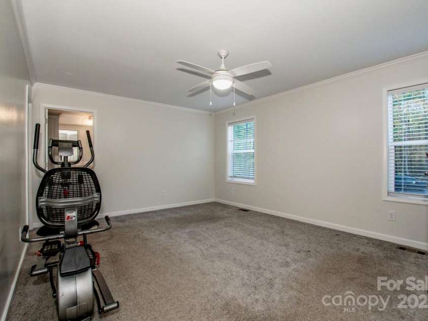 4901 Chapel Grove Road, Gastonia, NC 28052.  MLS# CAR4317195, YatesRealty ID 16193. 