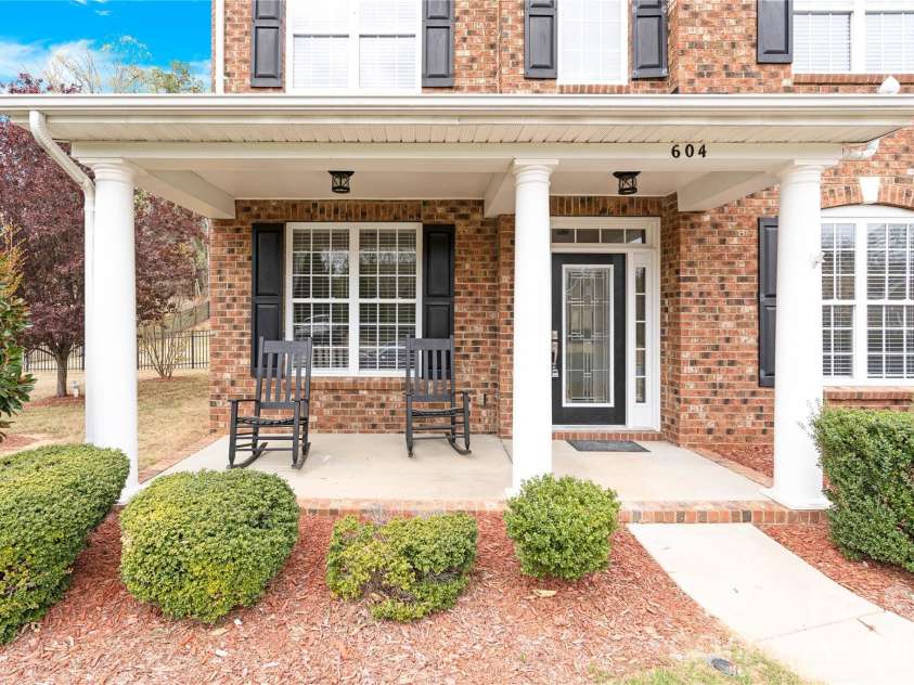 604 Palmerston Lane, Waxhaw, NC 28173.  MLS# CAR4363951, YatesRealty ID 16194. 