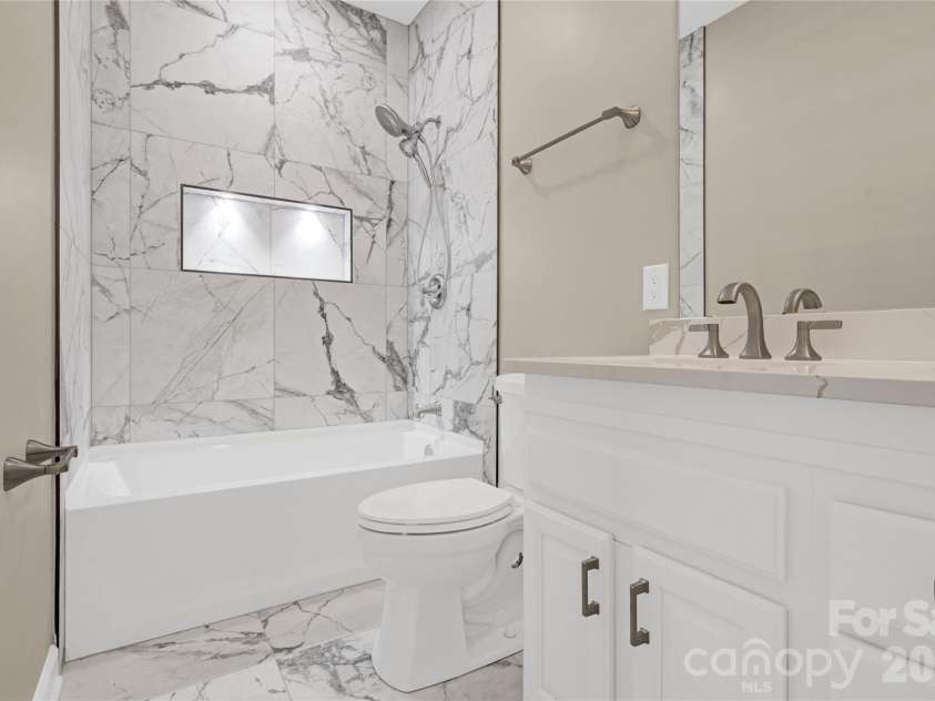 604 Palmerston Lane, Waxhaw, NC 28173.  MLS# CAR4363951, YatesRealty ID 16194. 