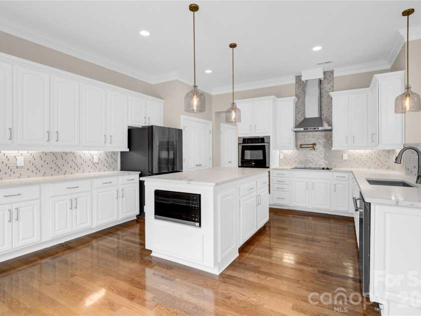 604 Palmerston Lane, Waxhaw, NC 28173.  MLS# CAR4363951, YatesRealty ID 16194. 