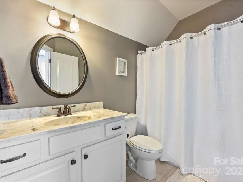 4941 Campobello Drive, Monroe, NC 28110.  MLS# CAR4257643, YatesRealty ID 16195. Guest Suite Bathroom