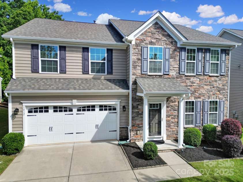1012 Kings Bottom Drive, Fort Mill, SC 29715.  MLS# CAR4263790, YatesRealty ID 16196. 
