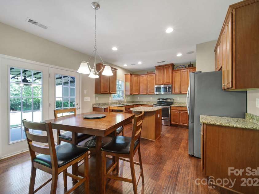 1012 Kings Bottom Drive, Fort Mill, SC 29715.  MLS# CAR4263790, YatesRealty ID 16196. 