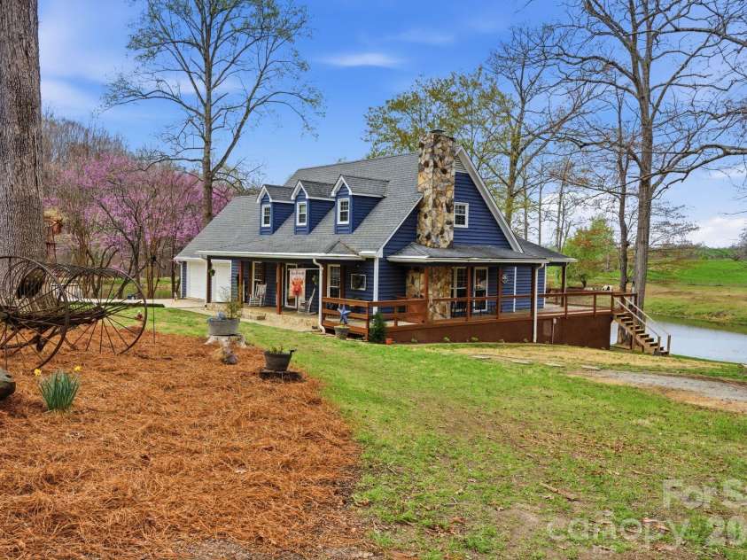6777 Hockett Trail, Randleman, NC 27317.  MLS# CAR4359422, YatesRealty ID 16196. 