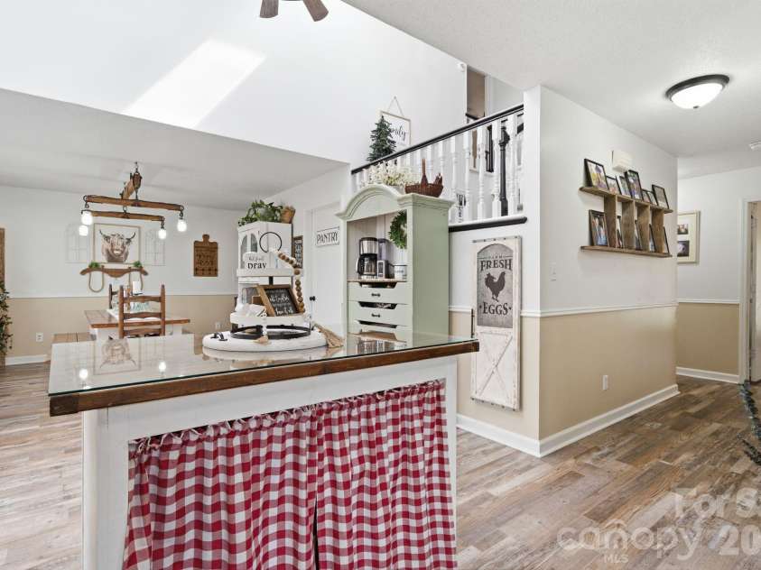 6777 Hockett Trail, Randleman, NC 27317.  MLS# CAR4359422, YatesRealty ID 16196. 