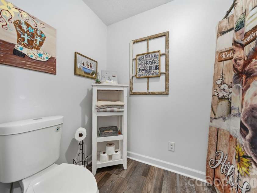 6777 Hockett Trail, Randleman, NC 27317.  MLS# CAR4359422, YatesRealty ID 16196. 