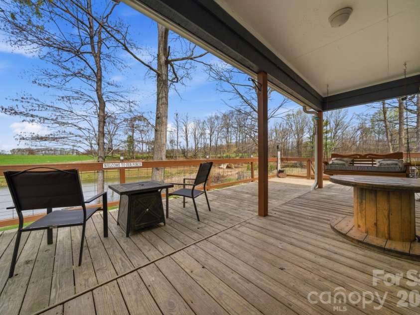 6777 Hockett Trail, Randleman, NC 27317.  MLS# CAR4359422, YatesRealty ID 16196. 