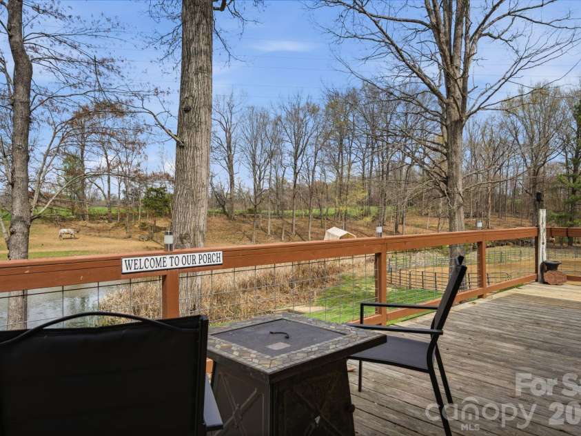 6777 Hockett Trail, Randleman, NC 27317.  MLS# CAR4359422, YatesRealty ID 16196. 